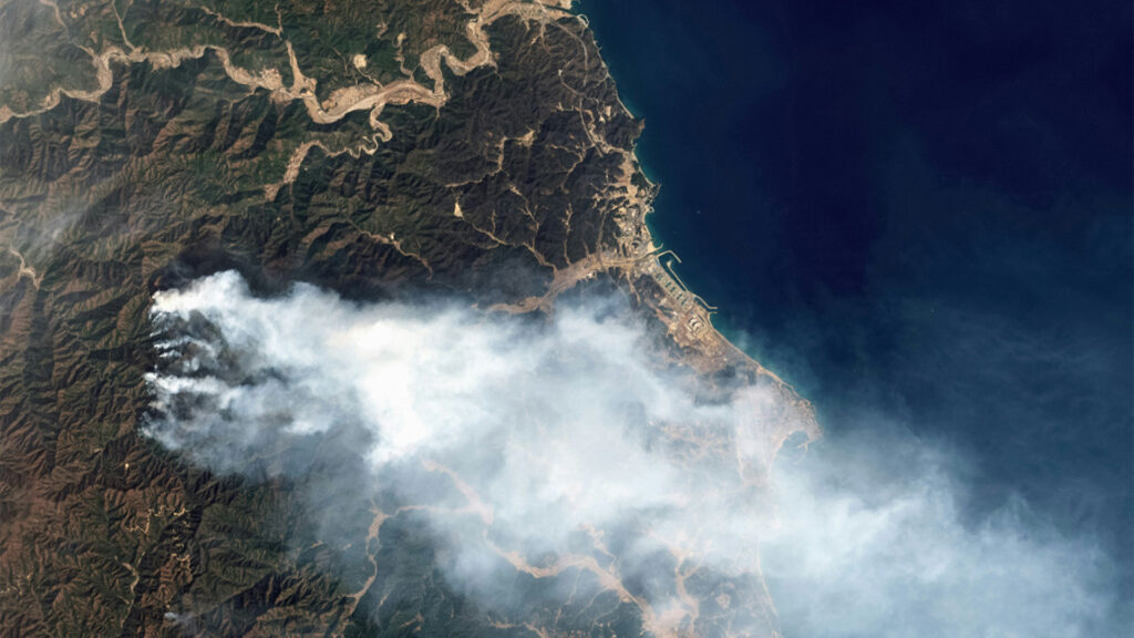 5 satellite data types to improve wildfire risk models in 2026